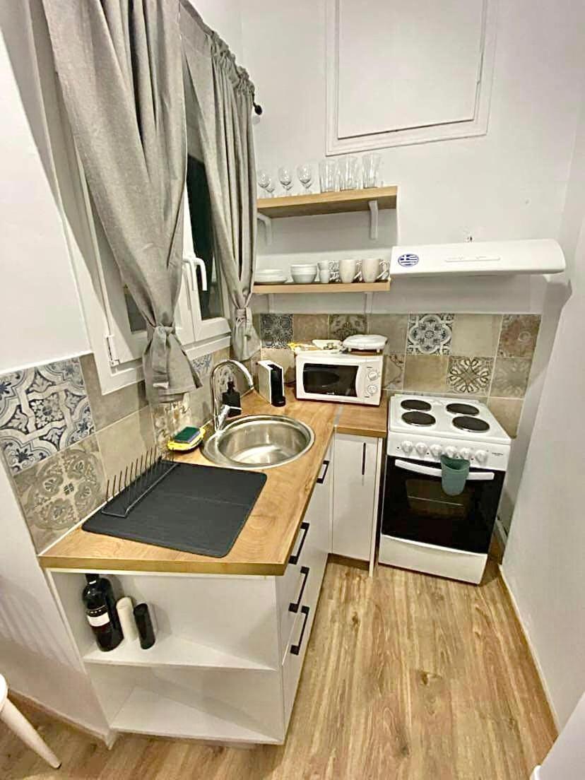 Comfortable Apartment In The City Center Афины Экстерьер фото