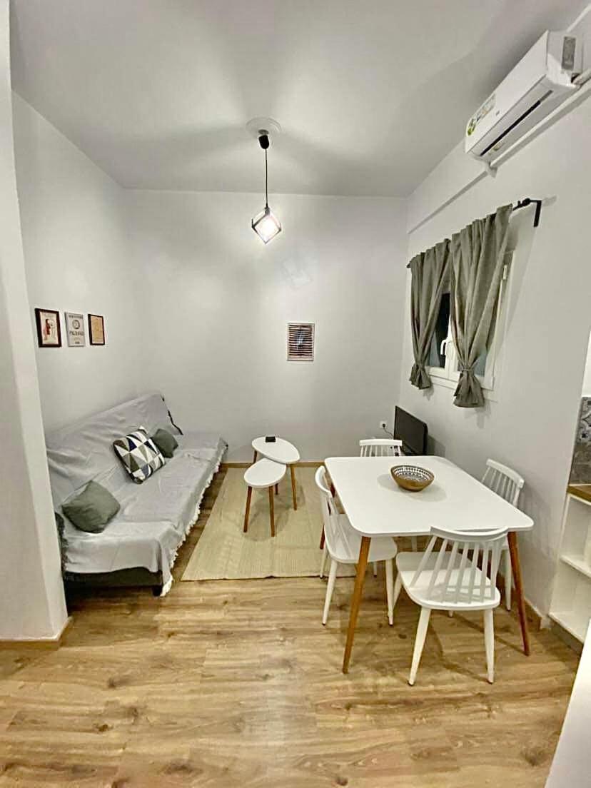 Comfortable Apartment In The City Center Афины Экстерьер фото